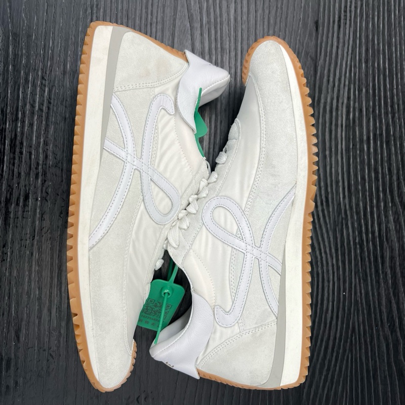 98新羅意威 flow runner白 碼數 41 塵袋-5