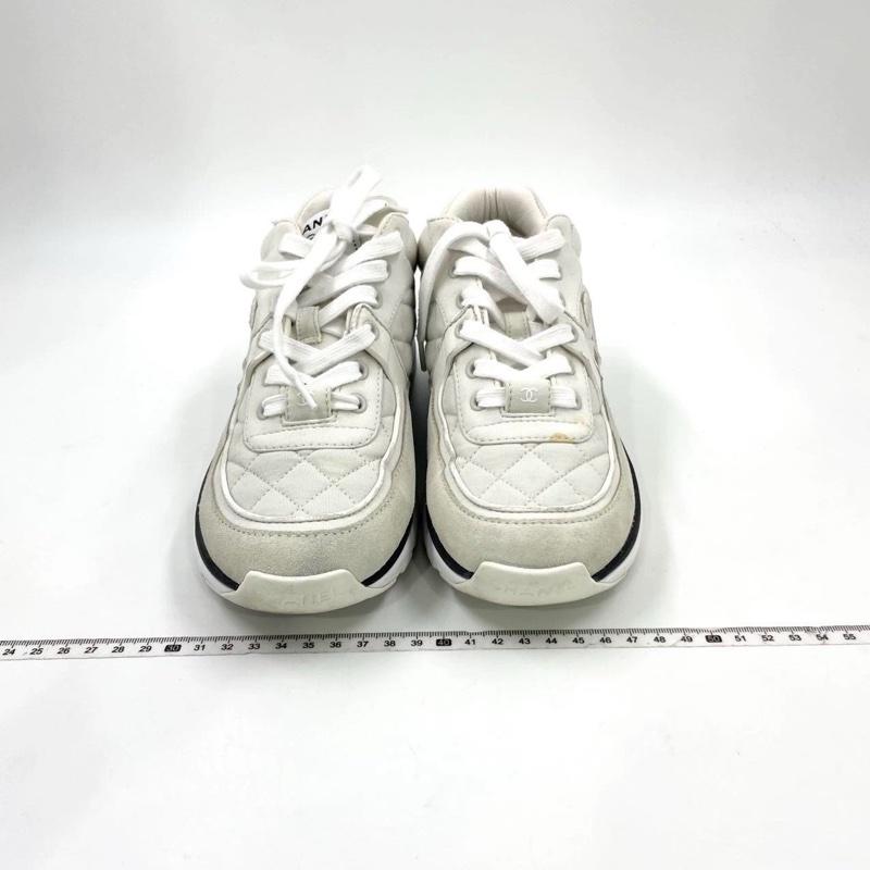 香奈兒Chanel運動鞋，38碼 幾乎全新-1