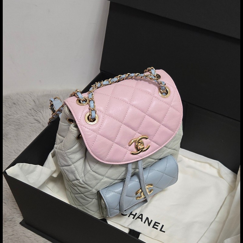 Chanel 香奈兒 Duma 夢幻馬卡龍拼色 菱格紋後背包-6