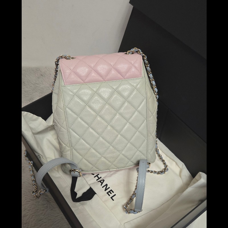 Chanel 香奈兒 Duma 夢幻馬卡龍拼色 菱格紋後背包-9