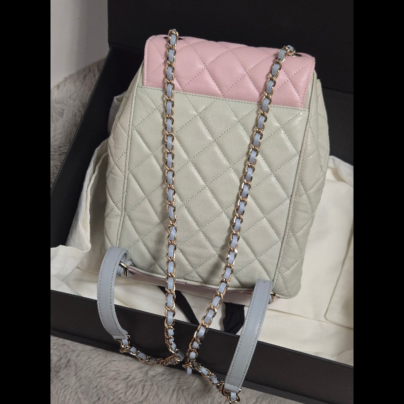 Chanel 香奈兒 Duma 夢幻馬卡龍拼色 菱格紋後背包-38