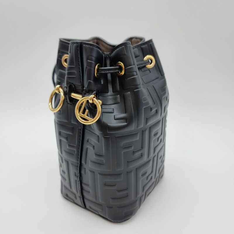 【包稅】FENDI [迷你]蒙特勒水桶包 黑色-1