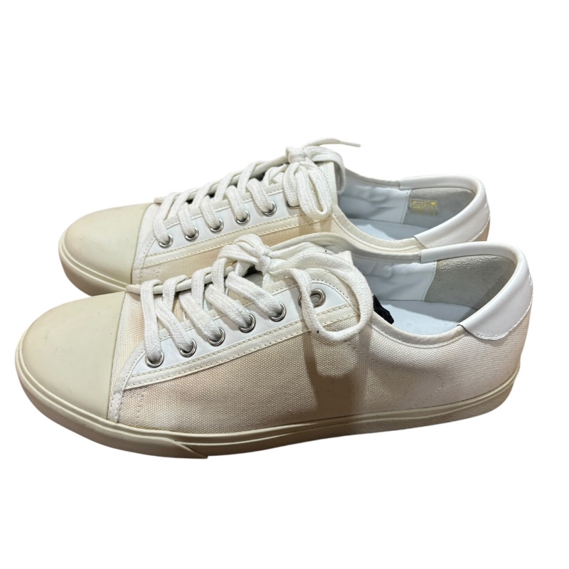 【美收精品】CELINE 白色休閒鞋 4-708-3