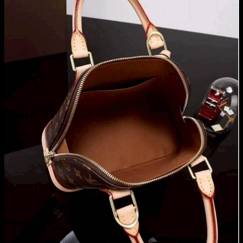 LV Alma BB 經典Monogram老花貝殼包-14