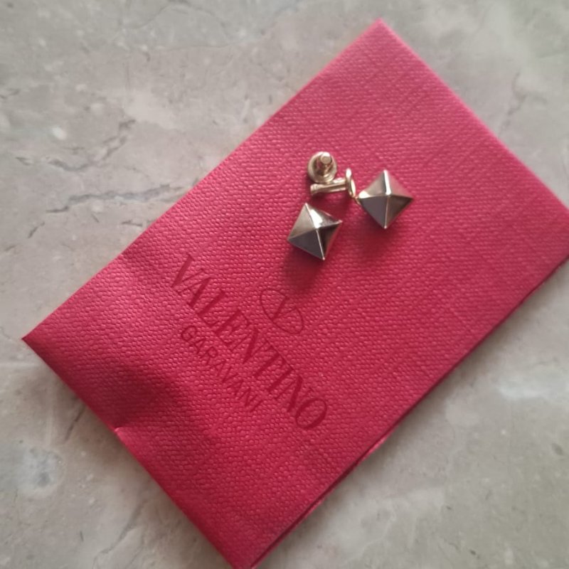 Valentino 范倫鐵諾 經典鉚釘 rockstud 小側背皮包 肩包 全新-9