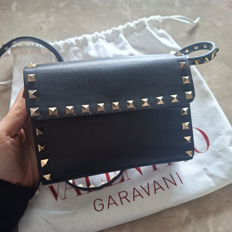Valentino 范倫鐵諾 經典鉚釘 rockstud 小側背皮包 肩包 全新-10