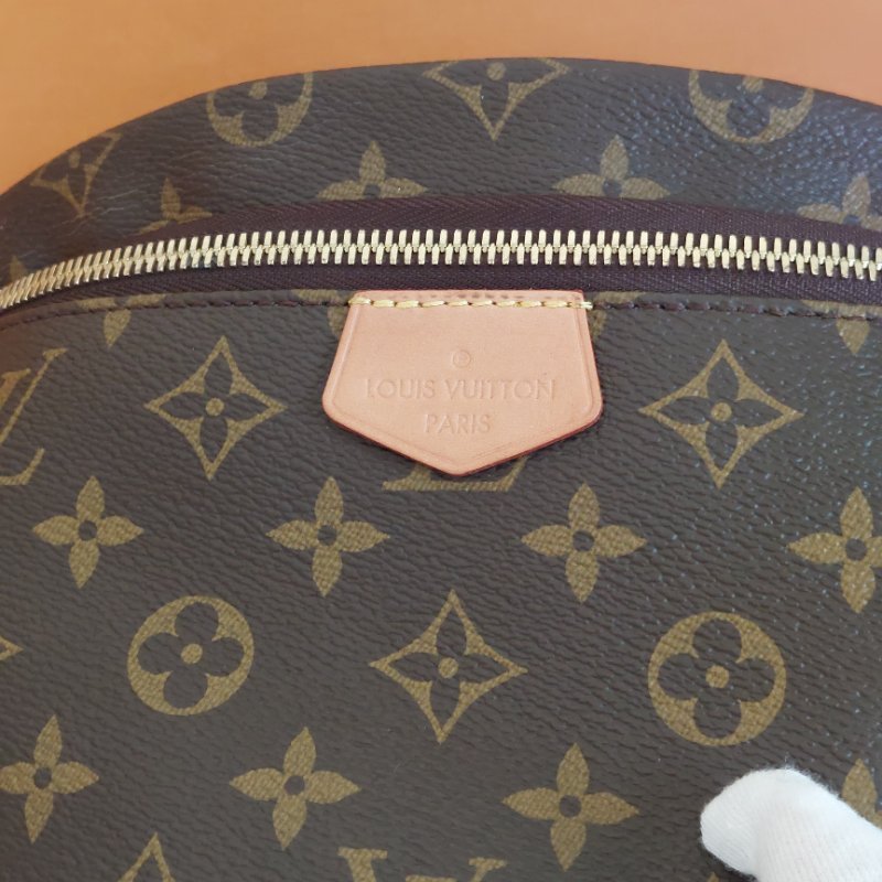 LV M43644 Bumbag🌈現品實拍 🌈Monogram老花字紋 腰包 斜背包 胸口包-55