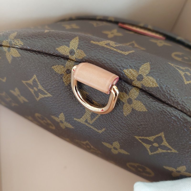 LV M43644 Bumbag🌈現品實拍 🌈Monogram老花字紋 腰包 斜背包 胸口包-69