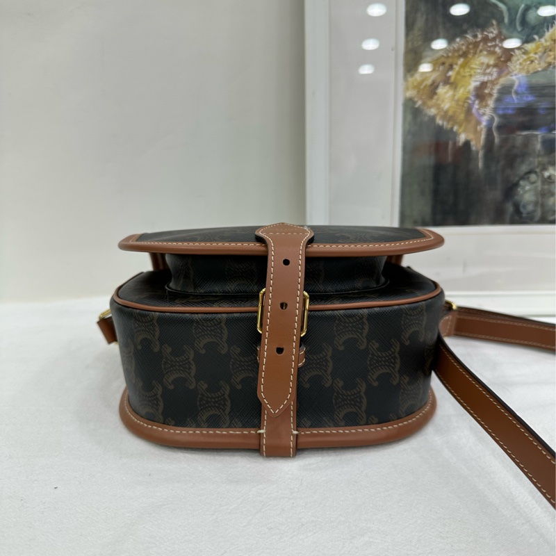 CELINE賽琳 Folco凱旋門老花拼棕色牛皮馬鞍斜背包 中號，編碼：22年-5