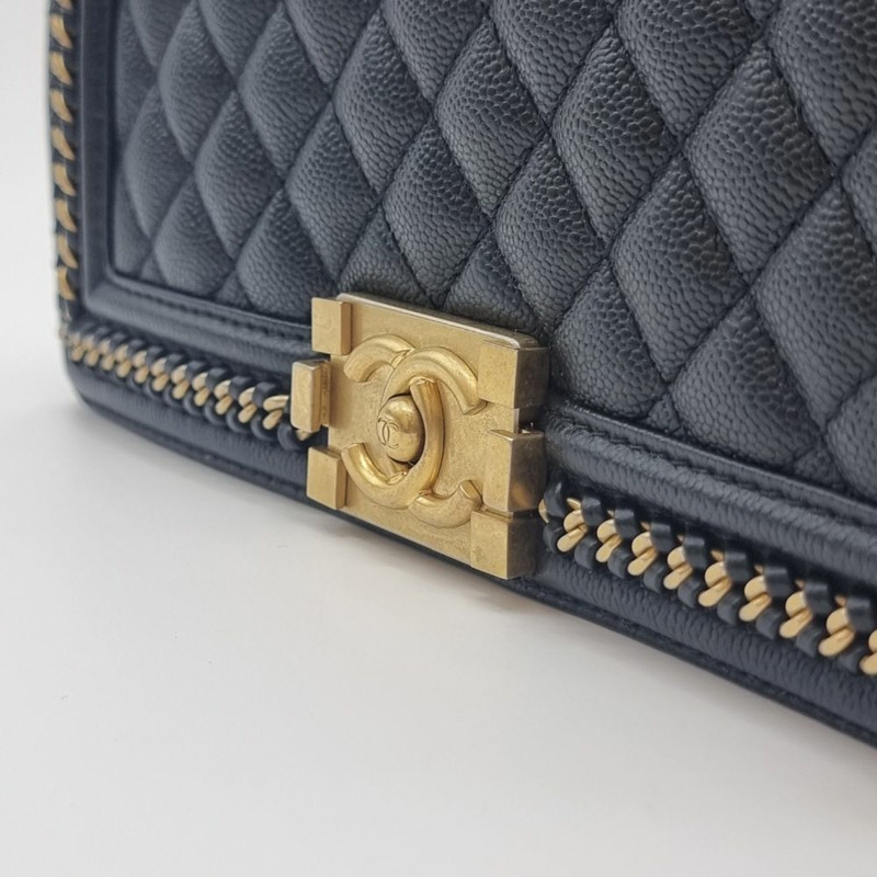 【包稅】CHANEL 全新未使用的 Caviar Boy 單肩包-1