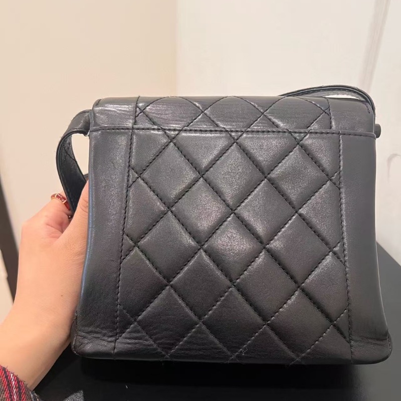 Chanel 中古黑金羊皮黛妃Kelly腋下包  98新配件塵袋-9