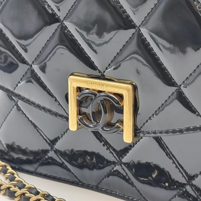 【包稅】CHANEL 【小號】23A CC Logo 鏈條專利翻蓋包 CHB042255-3