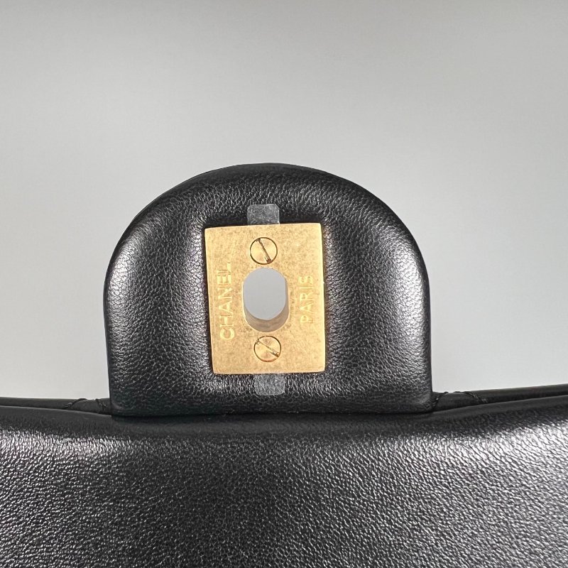 全新品 CHANEL AS1787 黑羊皮金球CF20-6