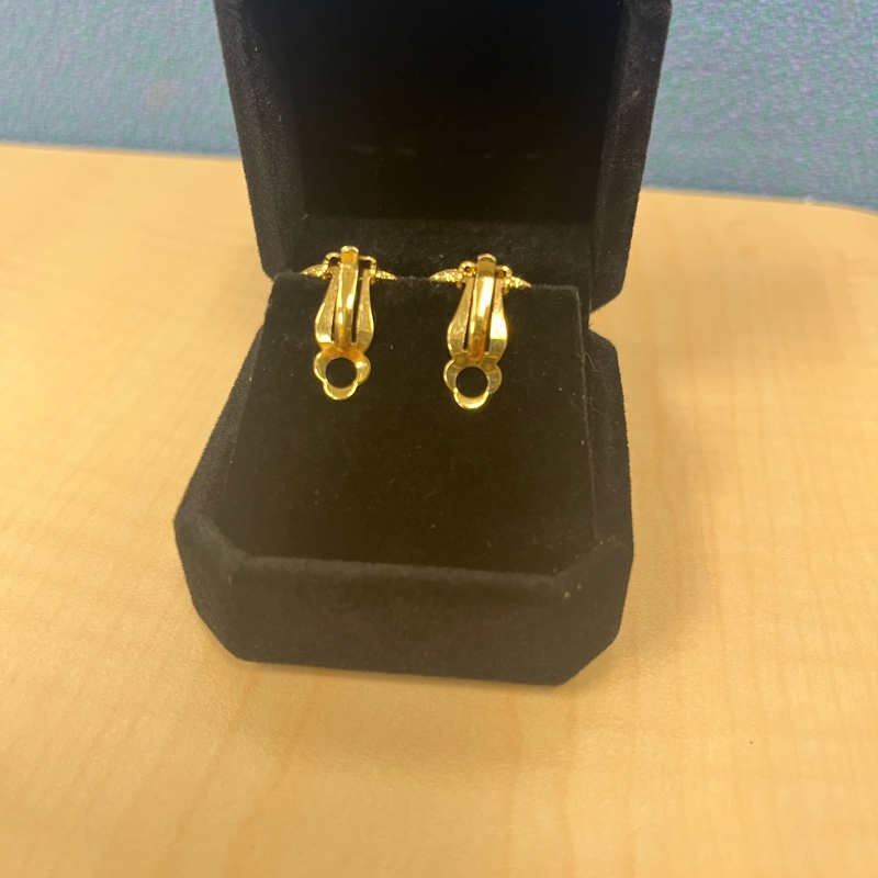 Chanel金方格logo夾式耳環-2