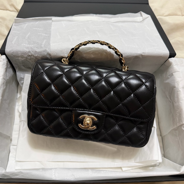 香奈兒 Chanel 23A 水鑽手把cf 20 handle 羊皮-5