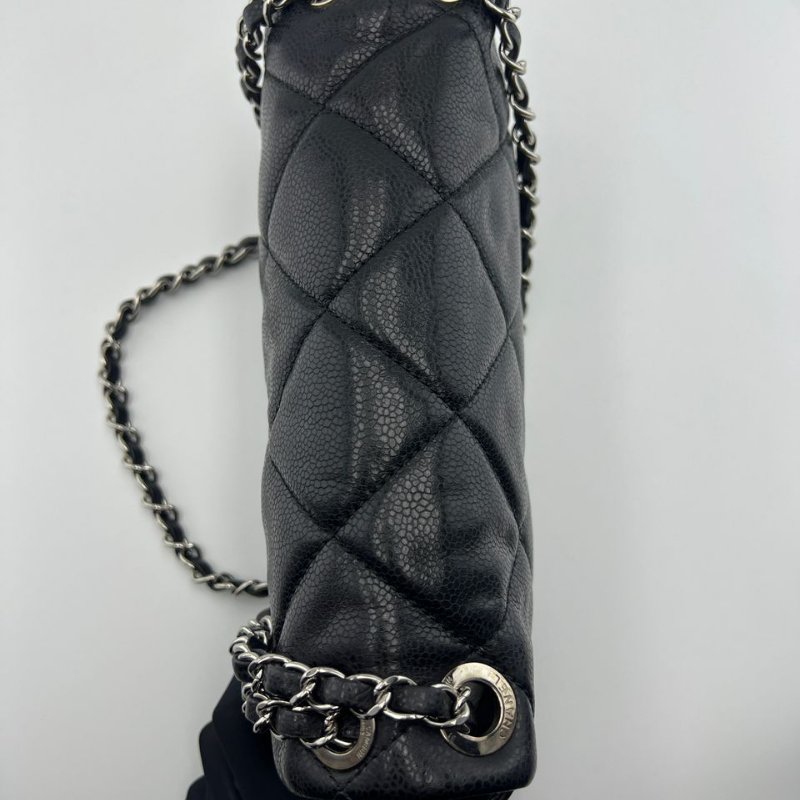 香奈兒 CF 魚子醬牛皮黑銀單肩斜背兩用包-16