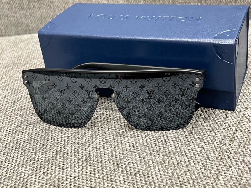 Louis Vuitton Z1082E LV Waimea 太陽眼鏡-1