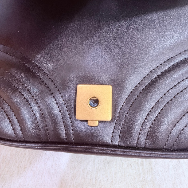 Gucci Marmont 全新未使斜背包/豆腐包，Happy年終大優惠$52,500-13
