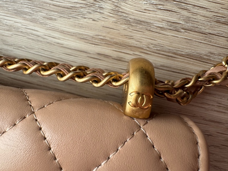 Chanel奶茶色雙金球卡包-3