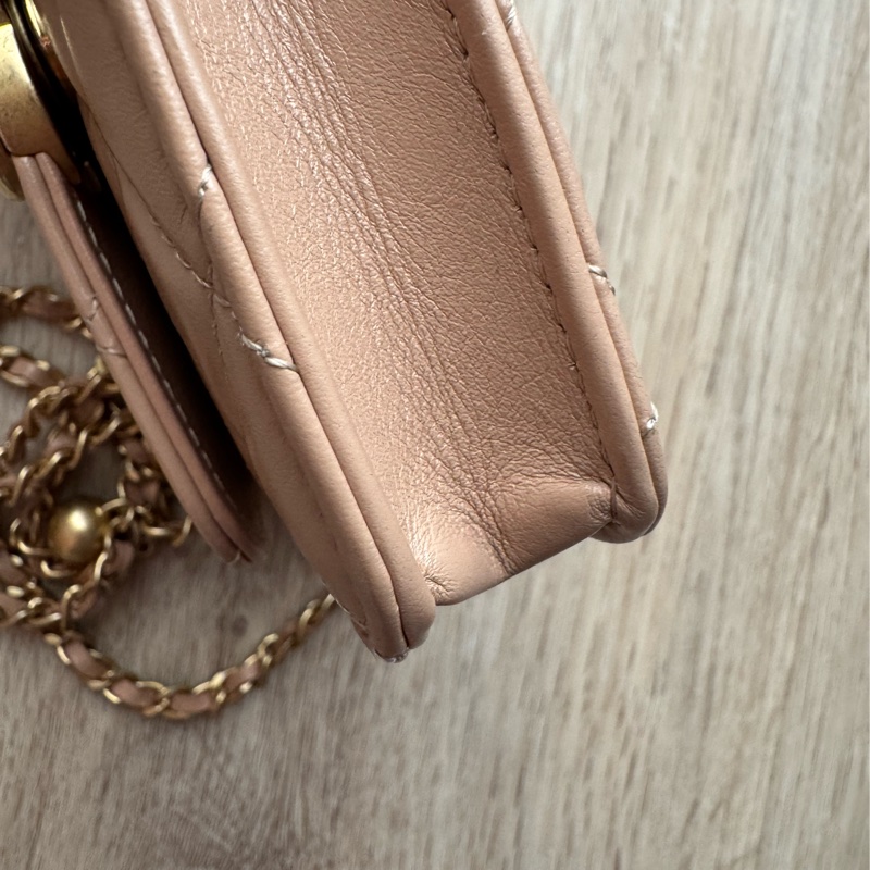 Chanel奶茶色雙金球卡包-11