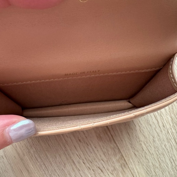Chanel奶茶色雙金球卡包-20