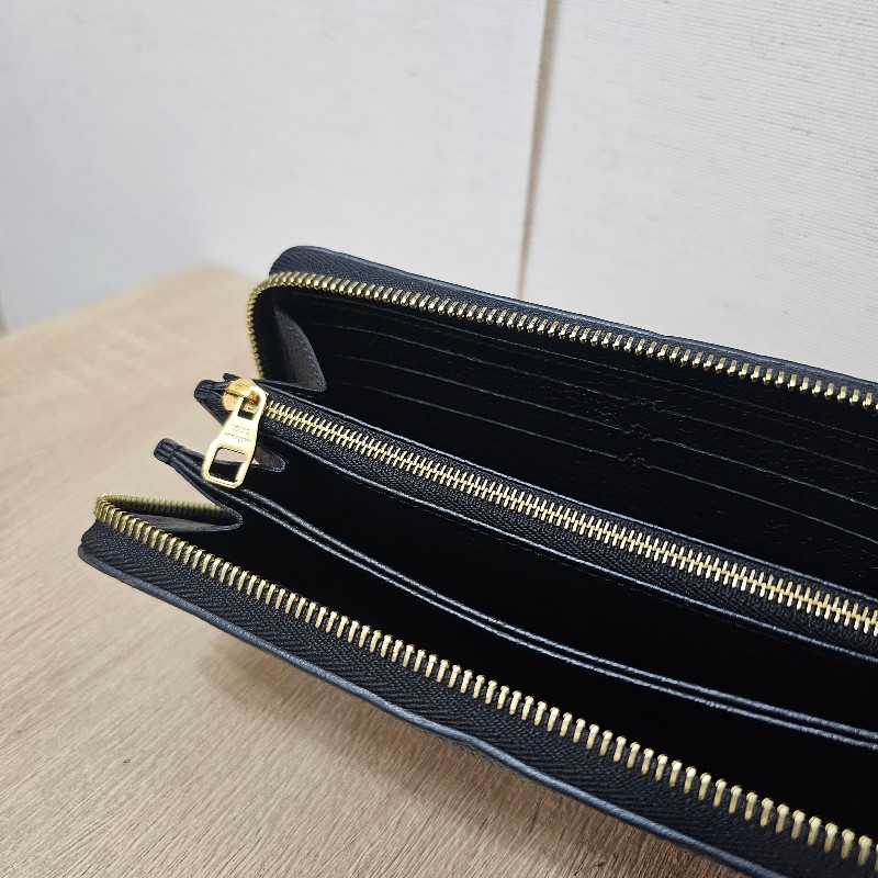 [專櫃價5折甜出❣️耐看好物看到別猶豫！] LV黑壓紋金釦拉鏈長夾-8