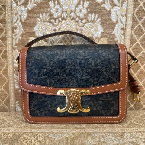 Celine PVC咖牛皮金釦Teen Triomphe下蓋斜背包 188882BZ4.04LU