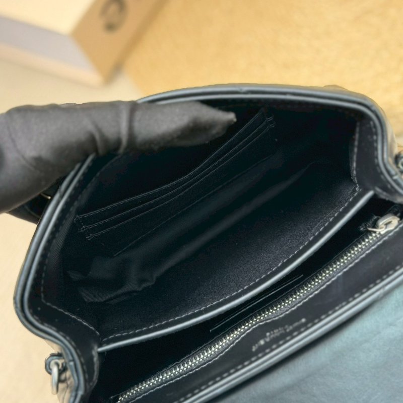 🏷YSL 聖羅蘭.Loulou Toy 方胖子-17