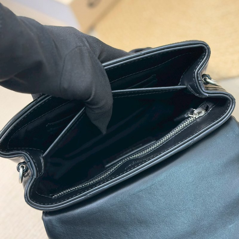 🏷YSL 聖羅蘭.Loulou Toy 方胖子-18