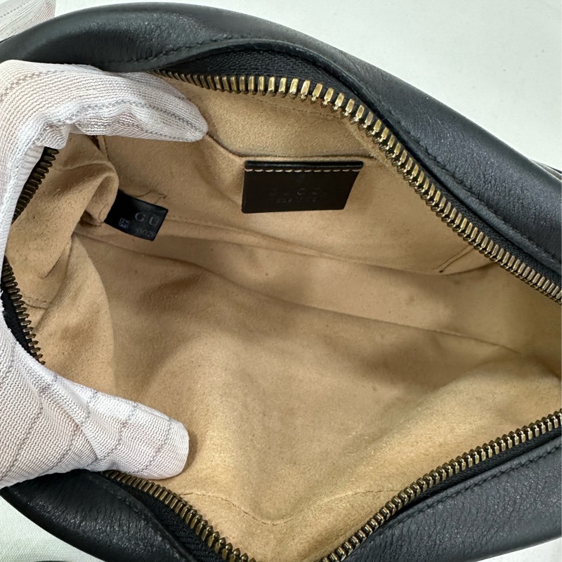 Gucci馬蒙相機包，黑色，經典GG logo，鏈條肩帶-8