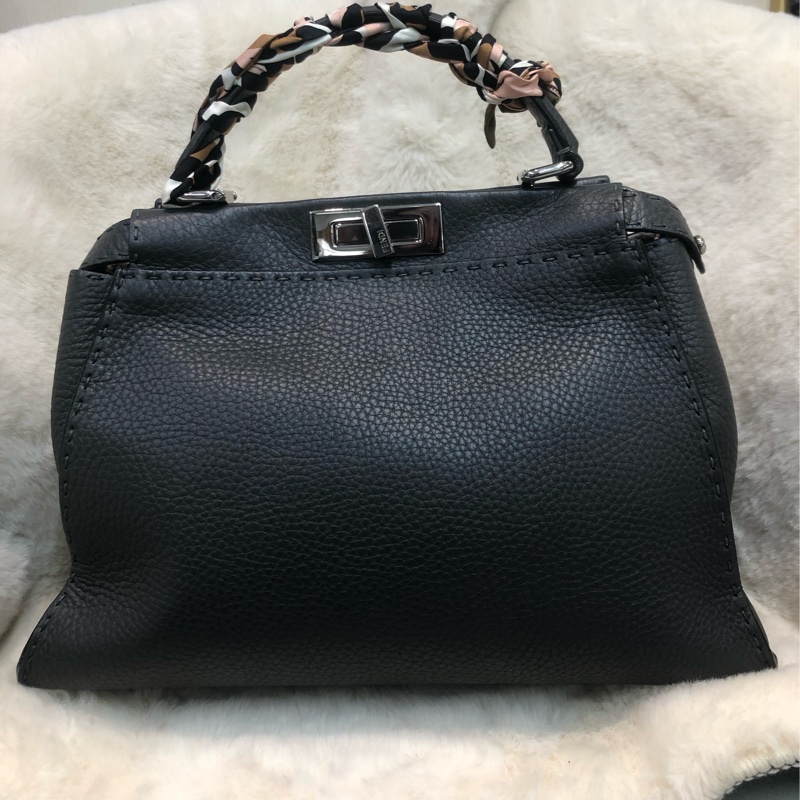FENDI Peekaboo 灰色中號連絲帶 XC166-1