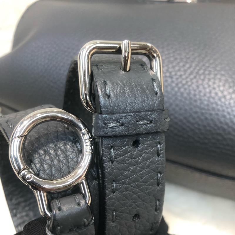 FENDI Peekaboo 灰色中號連絲帶 XC166-9