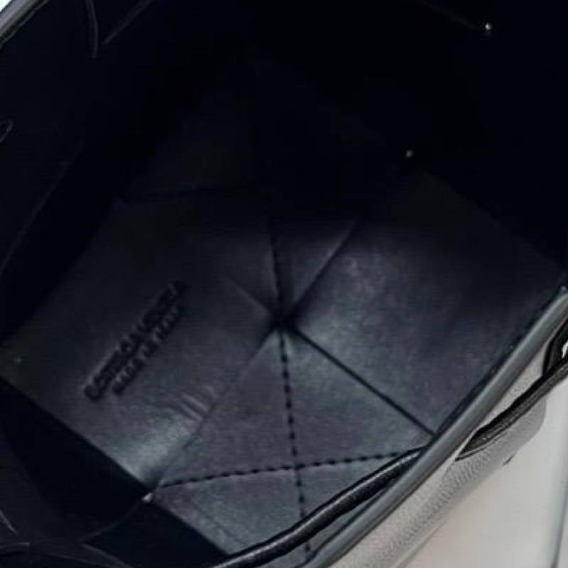 Bottega Veneta Cassette bucket bag-5