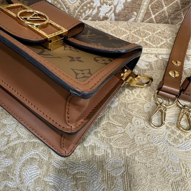 LV 雙色原花金釦Mini Dauphine肩斜背包M45959-6