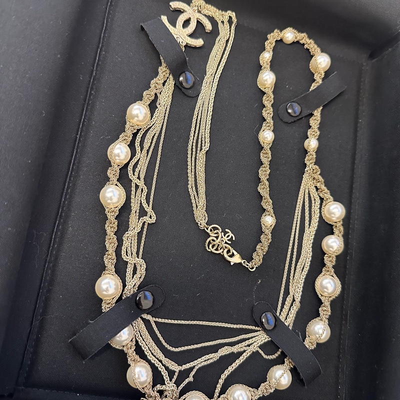 Chanel香奈兒珍珠雙層毛衣鏈，保存良好，無明顯瑕疵。經典雙C標誌，-2