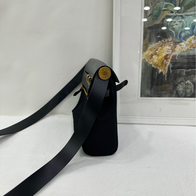 Hermes 愛馬仕mini herbag 黑色帆布銀扣,K刻 有購證-3