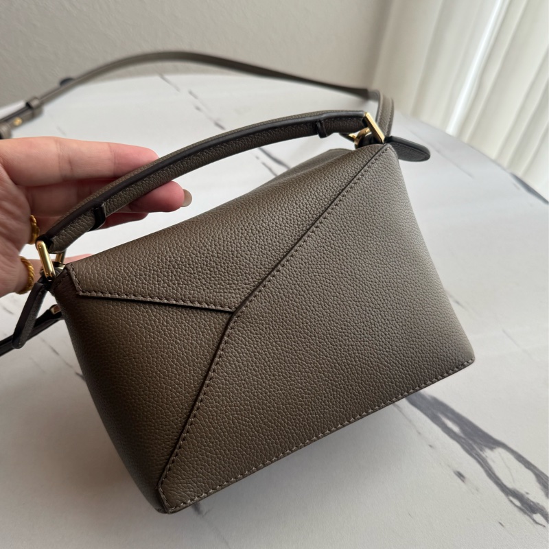 Loewe大象灰mini puzzle❤️手提、斜背兩用-2