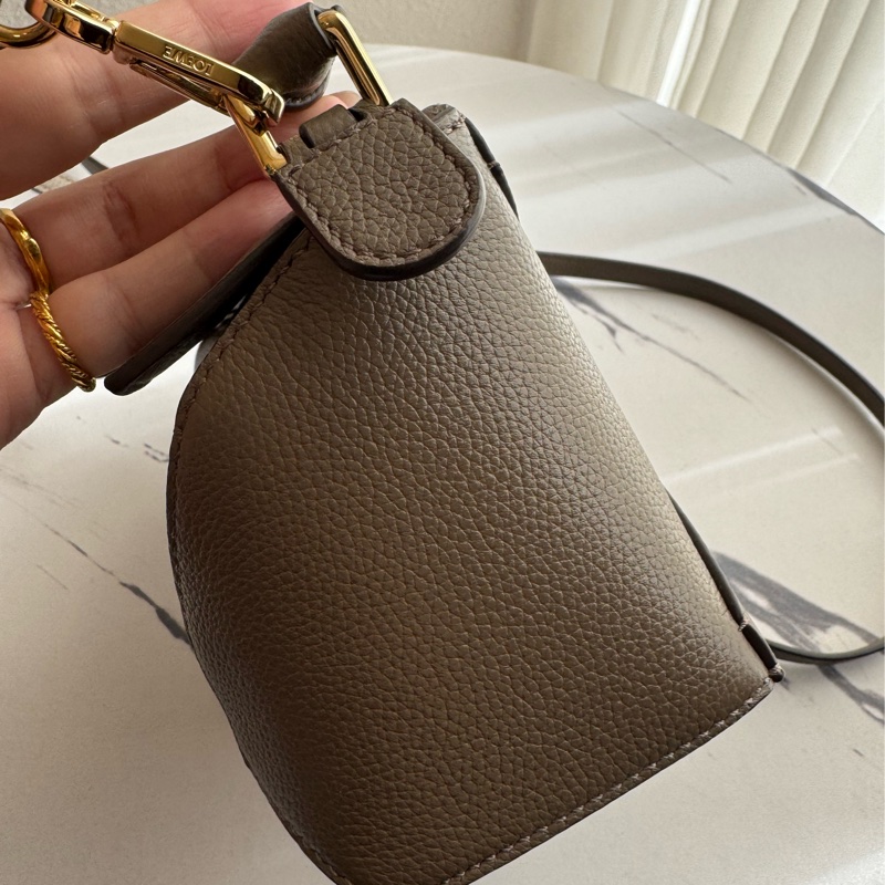 Loewe大象灰mini puzzle❤️手提、斜背兩用-3