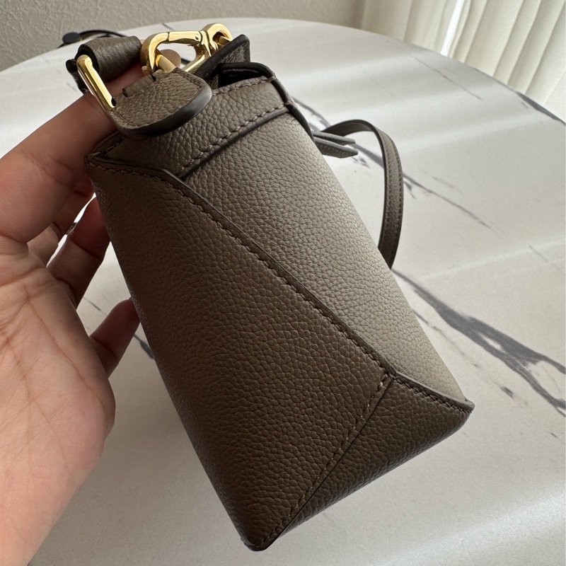 Loewe大象灰mini puzzle❤️手提、斜背兩用-4