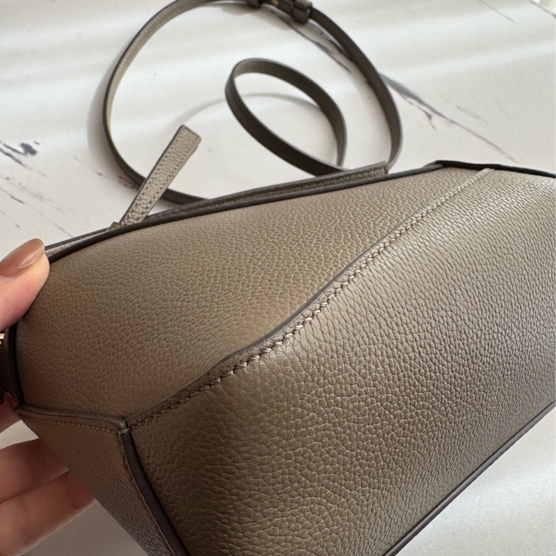 Loewe大象灰mini puzzle❤️手提、斜背兩用-6