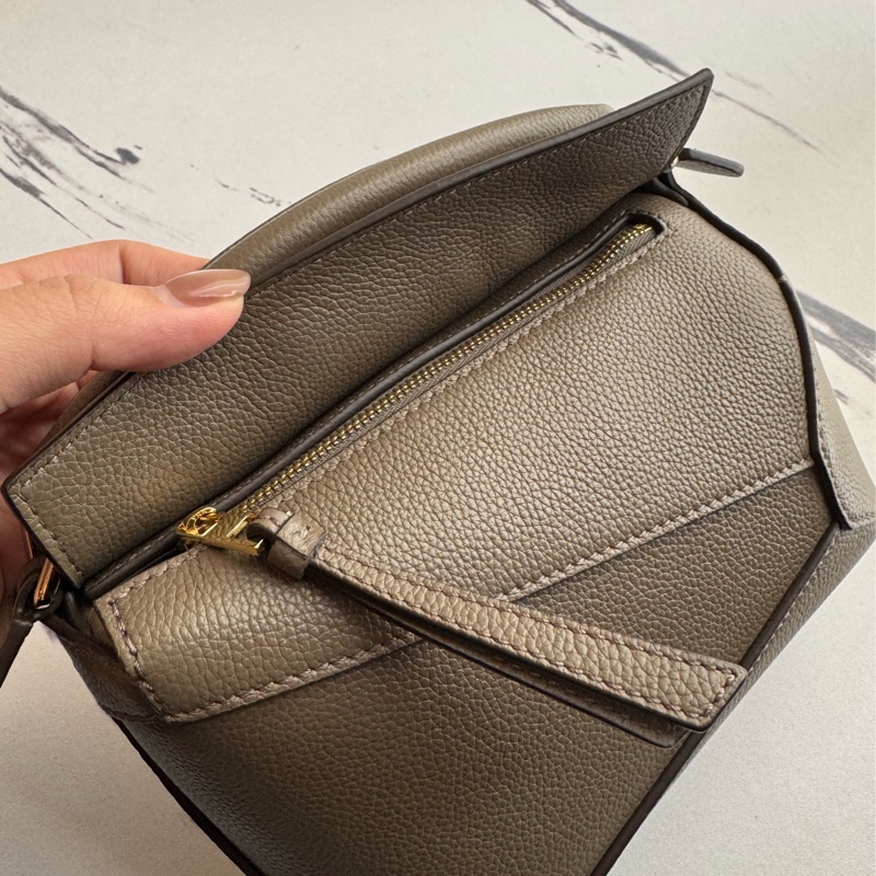 Loewe大象灰mini puzzle❤️手提、斜背兩用-13