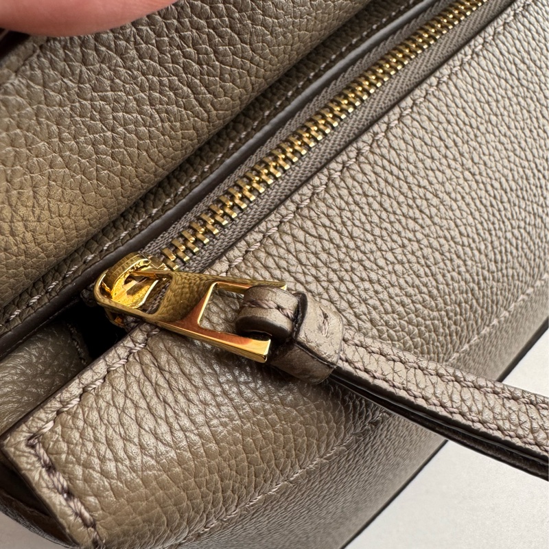 Loewe大象灰mini puzzle❤️手提、斜背兩用-14