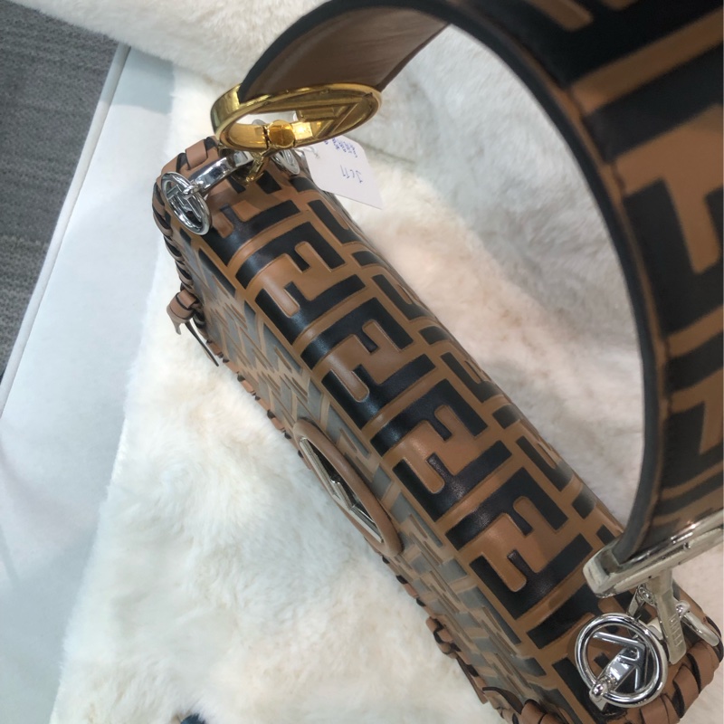 FENDI KAN I 中號 ZUCCA壓花 2Way (限量走秀款)XC168-8