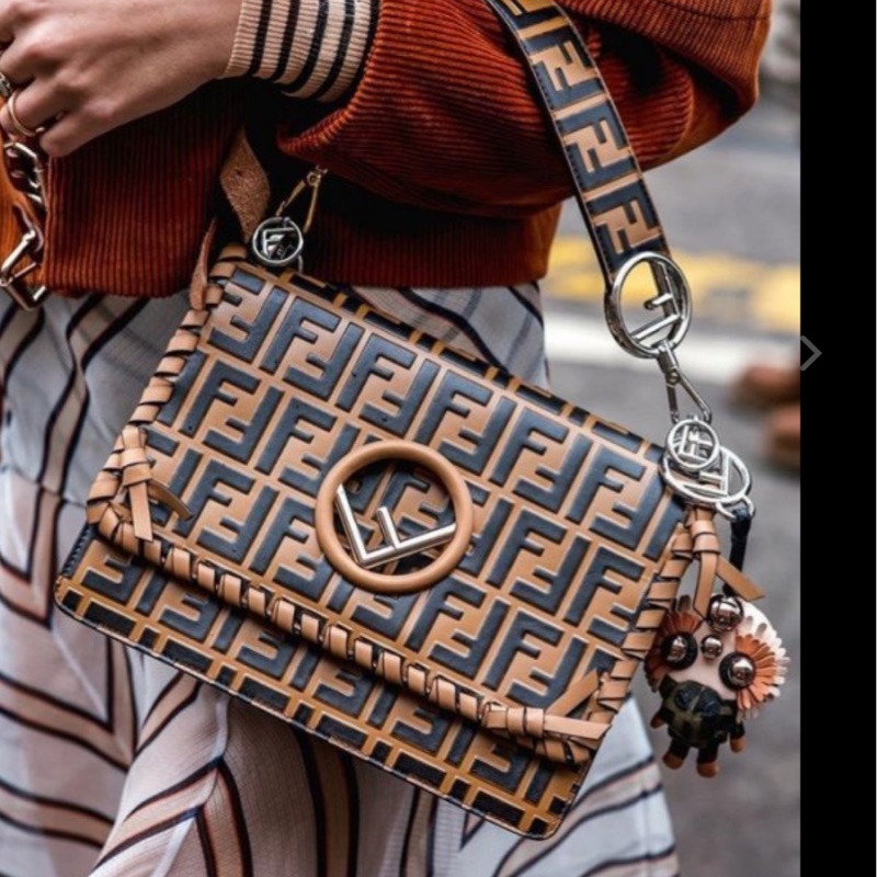 FENDI KAN I 中號 ZUCCA壓花 2Way (限量走秀款)XC168-10