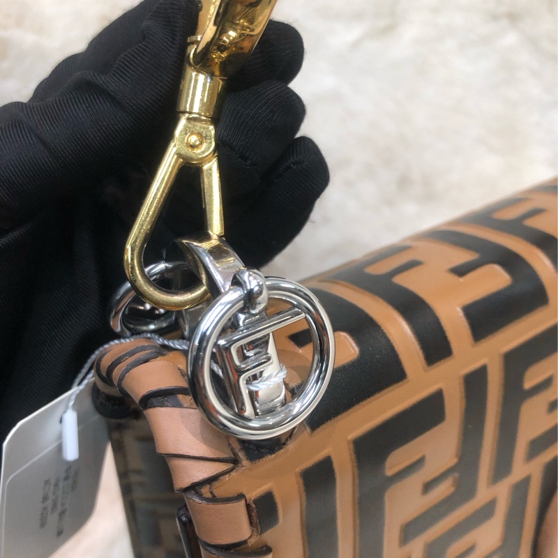 FENDI KAN I 中號 ZUCCA壓花 2Way (限量走秀款)XC168-19