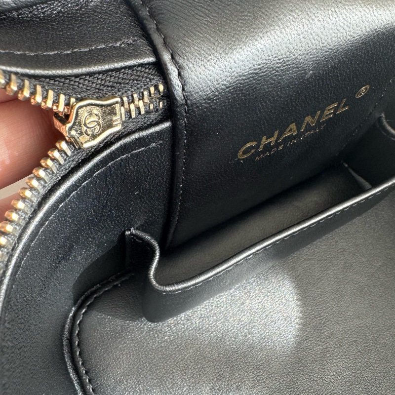 chanel AS3171黑荔枝淡金雙C方型化妝箱包-19