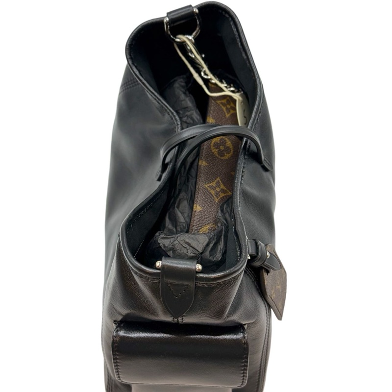 LOUIS VUITTON Carryall 字母徽標機車鏈條黑武士托特包Tote包購物袋 小羊皮 手提單肩包 小號 男女同款 黑色-2
