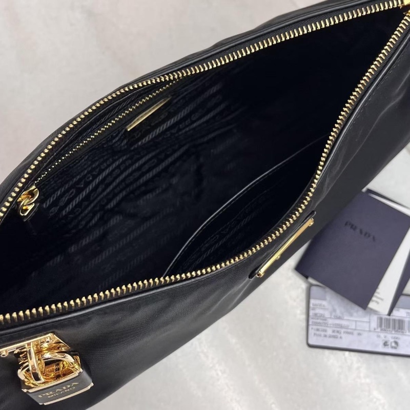 Prada Emme shoulder bag-4