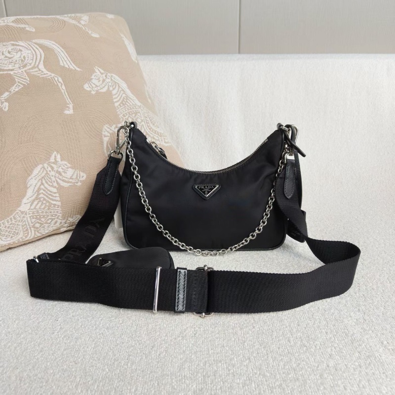 Prada hobo三合一 22*17*6  98新配件塵袋-1