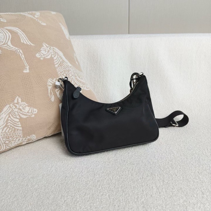 Prada hobo三合一 22*17*6  98新配件塵袋-4